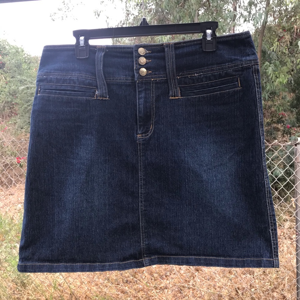 Zoey & Beth Stretch Denim Skirt Sz L- Like New!